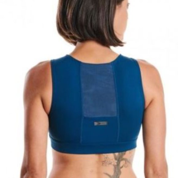 oiselle, Tops, Iso Oiselle Flyout Size 6 Curfew